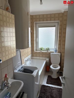 Wohnen im Grünen ohne Kompromisse - beste Infrastruktur inklusive! Gemütliche 2,5-Zimmerwohnung mit cleverer Raumaufteilung ab Sommer verfügbar! - Photo 1