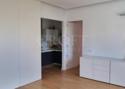 Parioli-Piazza delle Muse: Restored 3 bedroom, 3 Bath, spacious living, kitchen, balcony, near park, master bed & 2 single bedrooms. Ref 1045