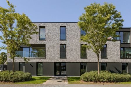 Appartement met tuin en 2 ondergrondse autostaanplaatsen - Photo 4