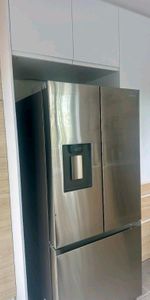 GRAND PPARTEMENT 4 1/2 SUR DEUX ÉTAGES - Photo 3