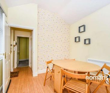 Cricklade Street, Swindon, Wiltshire, SN1 - Photo 1