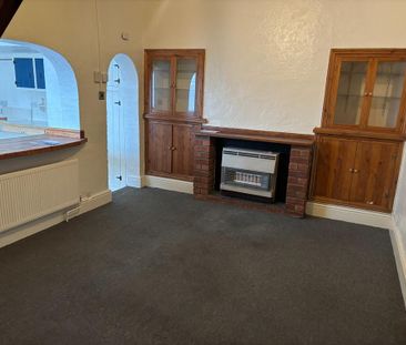 2 bedroom semi-detached house to rent - Photo 2