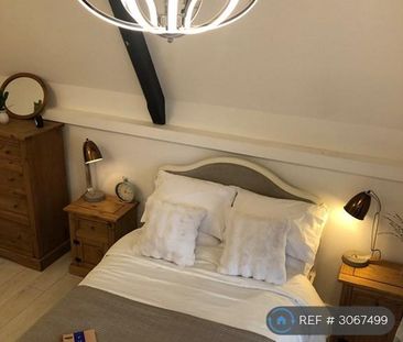 2 bedroom semi-detached house to rent - Photo 6