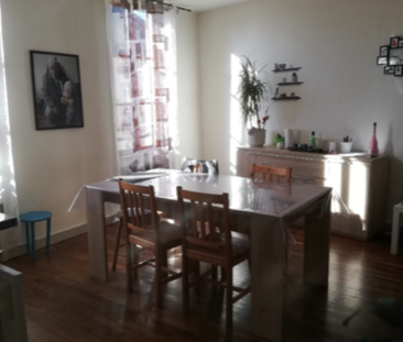 CHARLIEU T5 DUPLEX RUE DORIAN - Photo 2