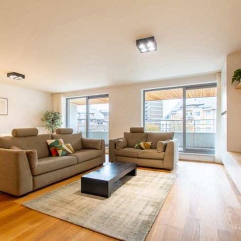 Appartement te huur - Photo 1