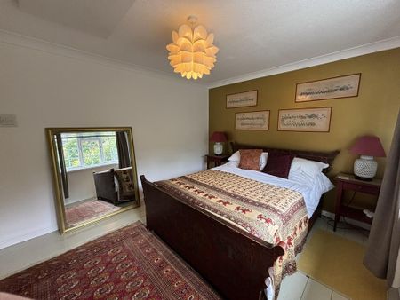 2 bedroom semi-detached bungalow to rent - Photo 3