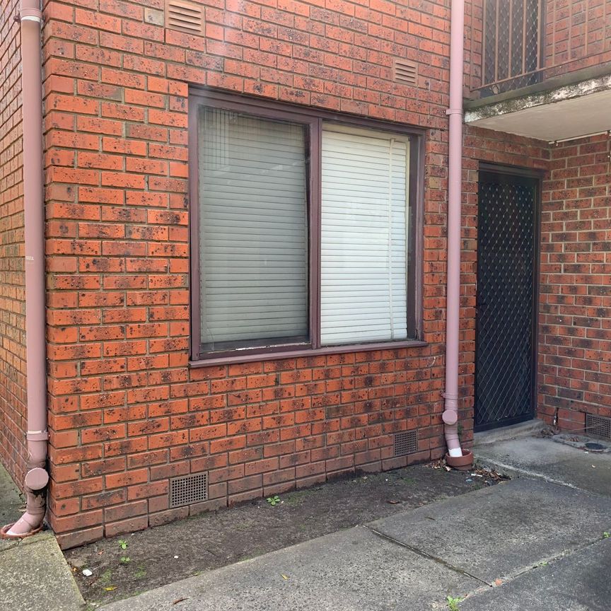 Affordable Rent in Clayton South - Photo 1