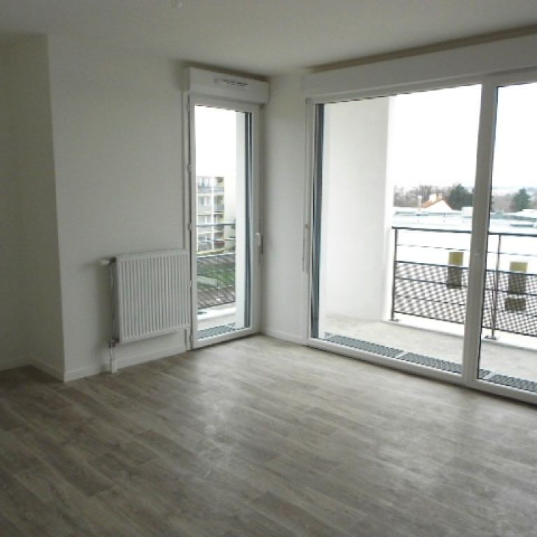 Location Appartement 3 pièces 58m² ST MICHEL SUR ORGE 91240 - Photo 1