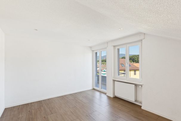 ZENTRALE WOHNUNG ZU VERMIETEN - ERSTE MONATSMIETE MIETZINSFREI - Foto 1