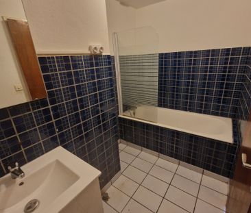 Location Appartement 2 pièces 54m² - Photo 4