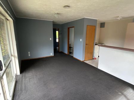 Easy Living - Photo 2