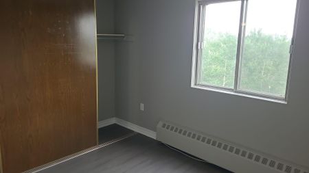 apartments at 1 Humber Court - Photo 5