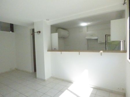 Appartement 3 pièces - 52m² - Photo 2