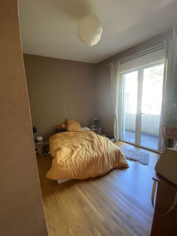 Location Maison 4 pièces 83m² ANGOULEME 16000 - Photo 3