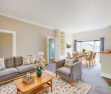 90 Oban Street, Wadestown - Photo 2