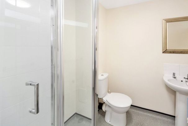 Property to Rent - Photo 1