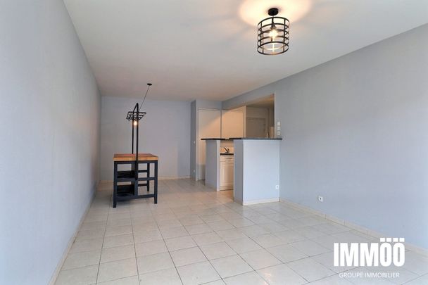 Location Appartement 3 pièces 71m² NOTRE DAME DE BONDEVILLE 76960 - Photo 1