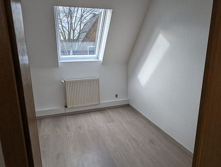 Sehr schöne 2 Zimmer Dachgeschosswohnung in Hagenow - Photo 5