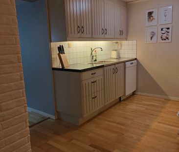 Skogsvägen, Märsta - Foto 4