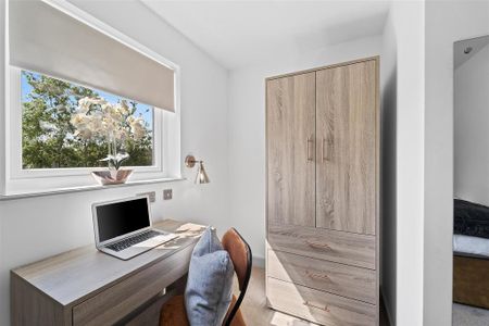 1 bedroom in a house share to rent - Photo 4