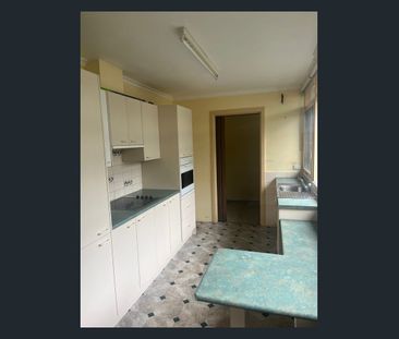 5/44 Sargood Street, Altona, Vic 3018 - Photo 3