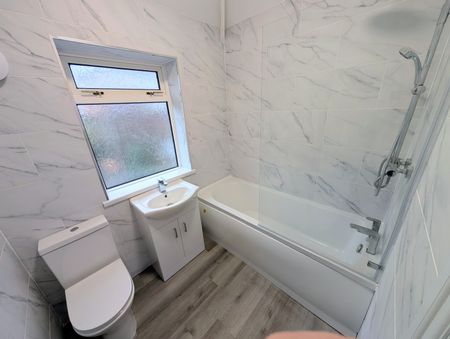 A 3 Bedroom Semi-Detached - Photo 2