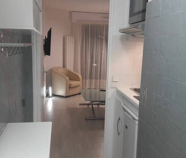 Studio 1 pièce dans le 15ème arrondissement de Paris - Photo 6