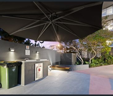 310/50 Connor Street, Kangaroo Point, Qld 4169 - Photo 6