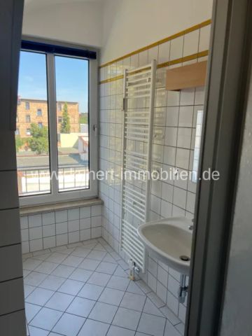 Sanierte 4,5-Zimmer-Maisonette-Wohnung mit Einbauchküche und Balkon in zentraler Lage von Halle-Trotha - Photo 2