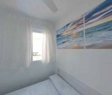 Piso de alquiler en Calle de Castilla, Bellas Vistas - Photo 3