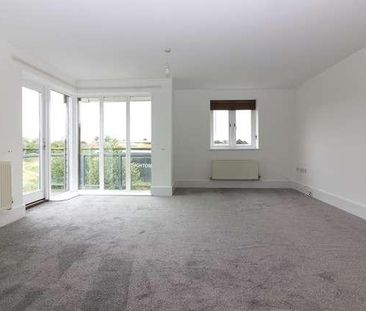 Broughton - A Prime Double Bedroom Apartment Overlooking Brook And ... - Photo 2
