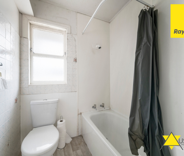 Family Home in a Great Location - Photo 4