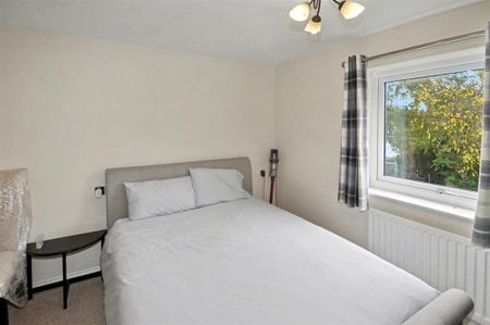 3 bedroom townhouse to rent - Photo 5