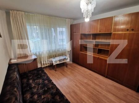 Apartament o camera, 37mp, Grigorescu, zona foarte buna - Photo 2