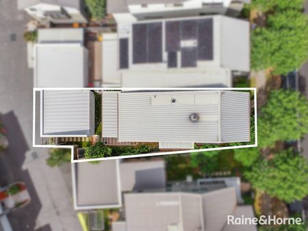 QUIET STREET, GREAT LOCATION - Photo 2