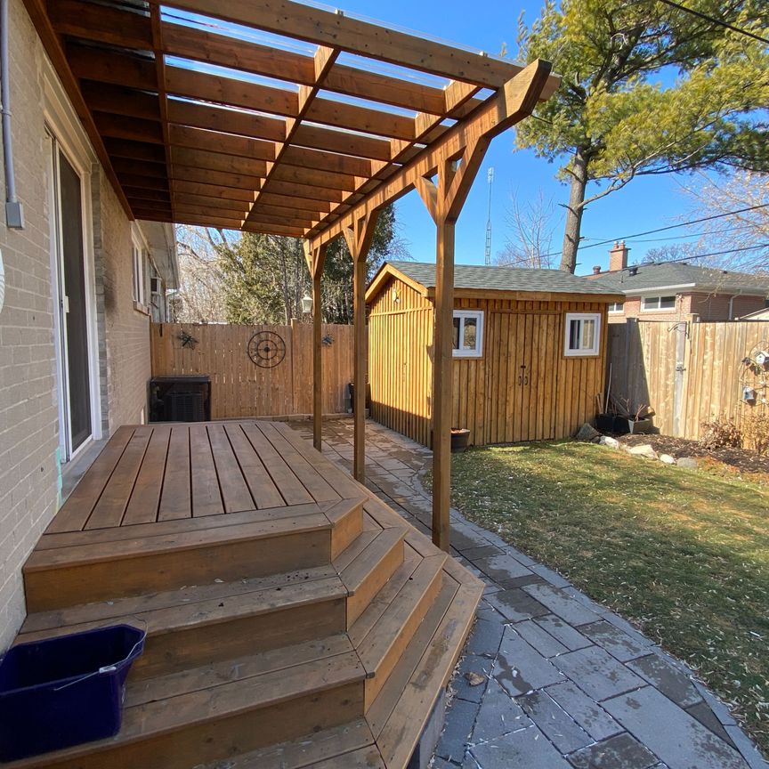 For Lease - 253 Alsace Road Unit# Main, Richmond Hill, Ontario - Photo 1