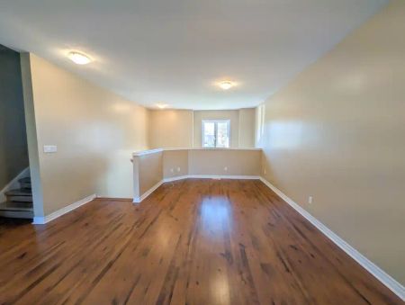 22 Carleton Street North — 3 Bedroom - Photo 5