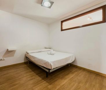 Piso de alquiler en N/a, El Raval - Photo 1