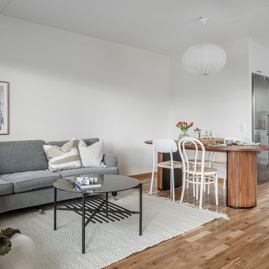 Södra Järnvägsgatan 40A - Foto 1