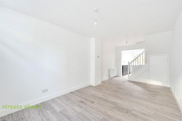 2 bedroom terraced house to rent - Photo 1