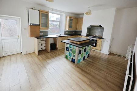2 bedroom terraced house to rent - Photo 5