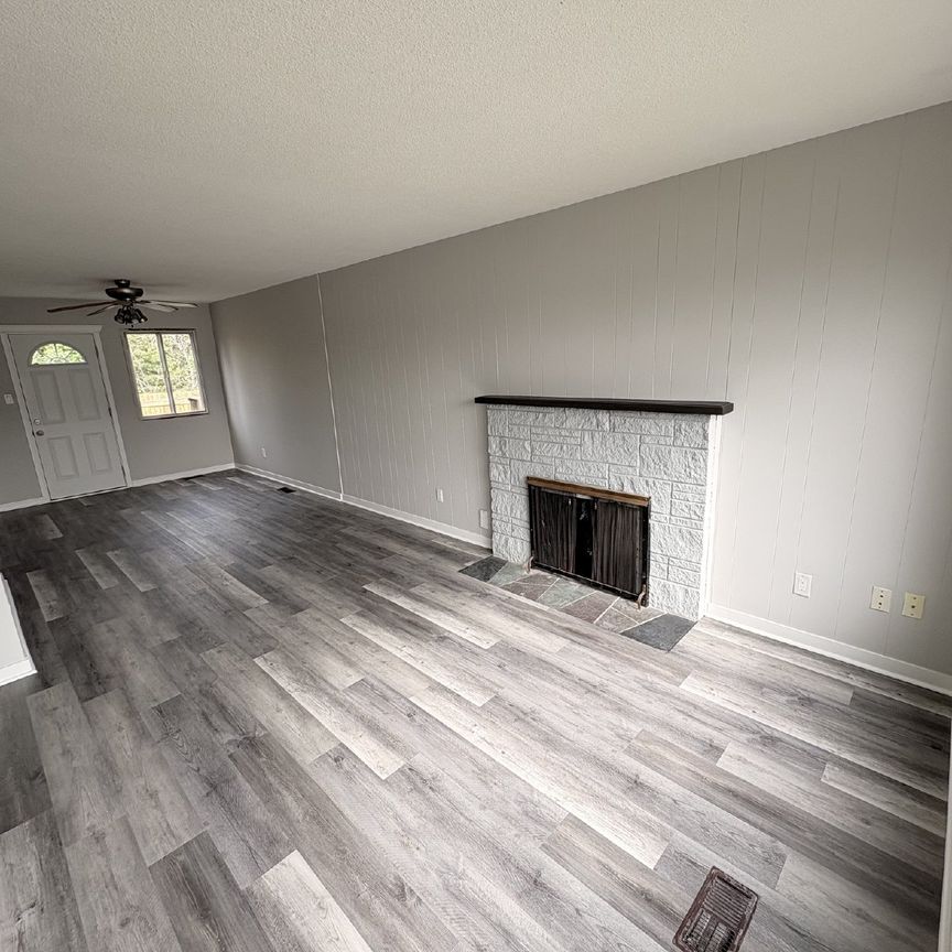 McIntyre Crescent - 235 - Photo 1
