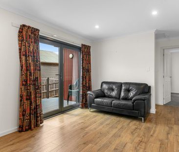 Modern Two-Bedroom Home with Furniture Included - Photo 3