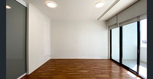 Modern One-Bedroom Apartment in the Heart of Hurstville CBD - Photo 1