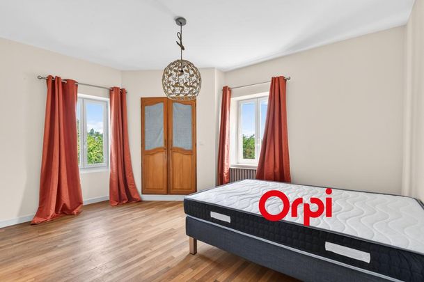 Tout savoir sur cette maison dans le quartier Centre et Nord Ouest, à Saint-Didier-au-Mont-d'Or - Photo 1