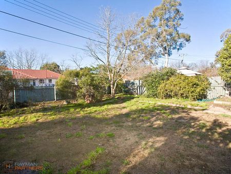 105 Theodore Street, Curtin ACT 2605 - House For Rent | Domain - Photo 4