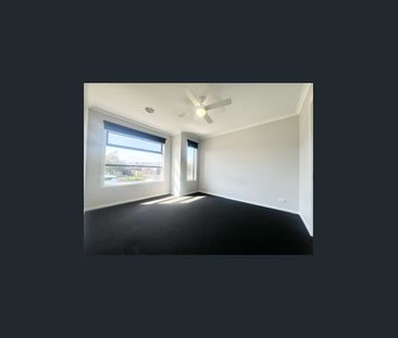 Modern Family Living with Two Spacious Living Areas - Photo 1