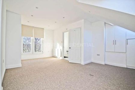 Stanley Avenue, New Malden, KT3 - Photo 3