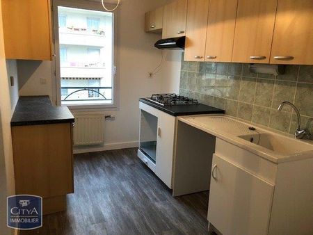 Location Appartement 3 pièces 64m² LYON 3ème - Photo 4