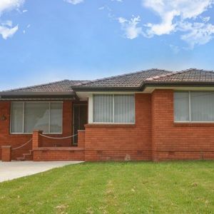 Fully Renovated Three Bedroom Home - Photo 2